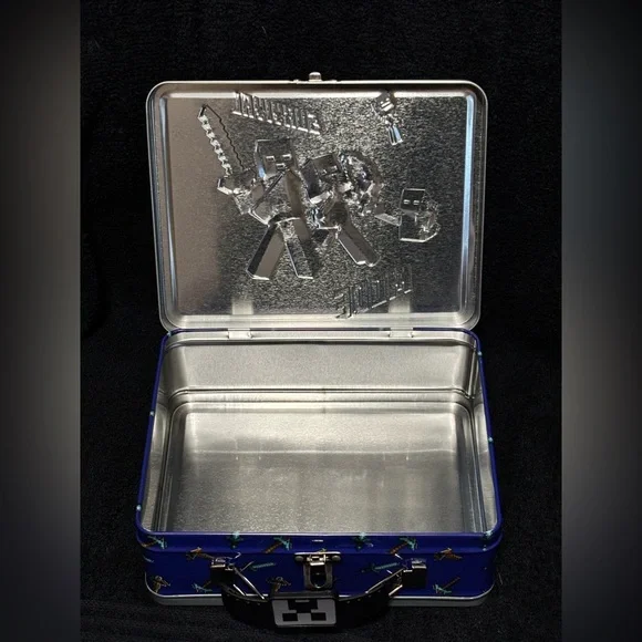 Minecraft Tin Box Lunch Box - Picture 3 of 4